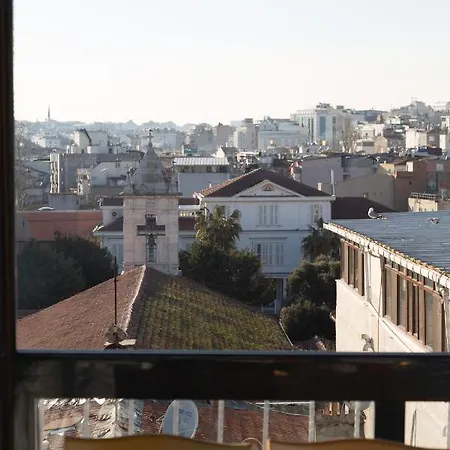 Kondoskali Hotell 5*
