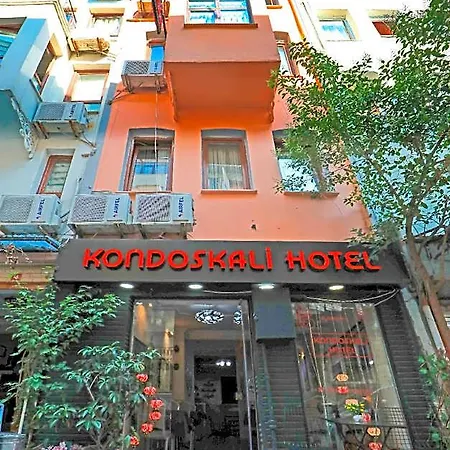 Hotel Kondoskali 3*