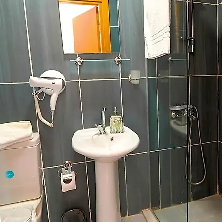 Kondoskali 3*