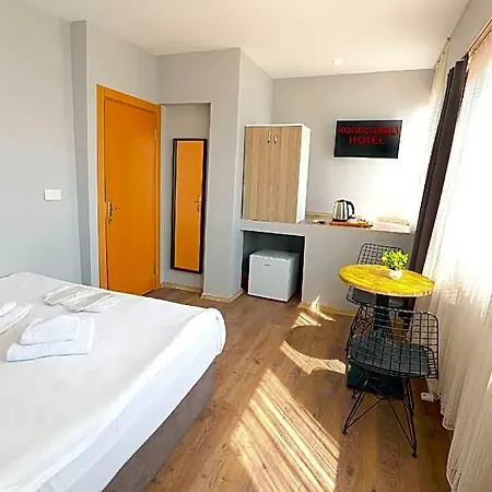 Kondoskali 3*
